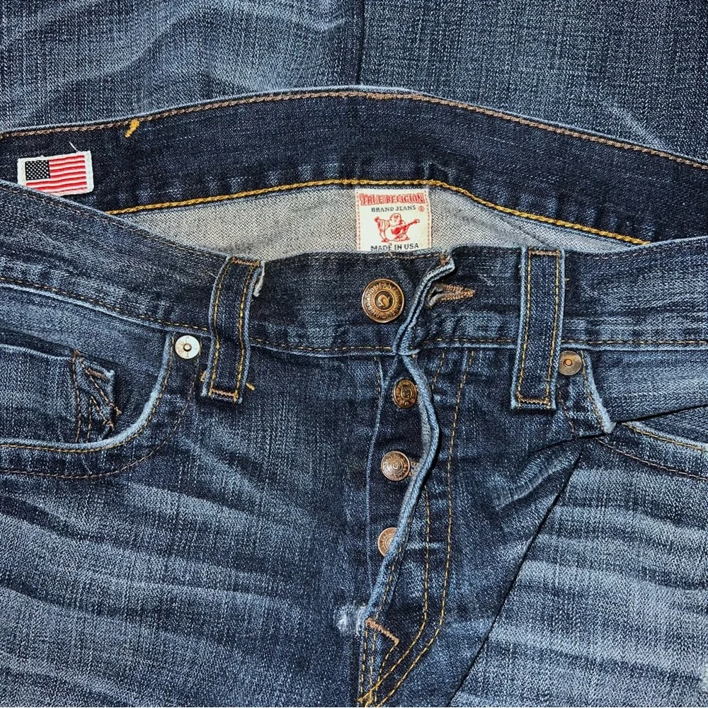 True Religion Men’s Bobby Jeans Size 36 Distressed RN#112790 Baggy Button Fly